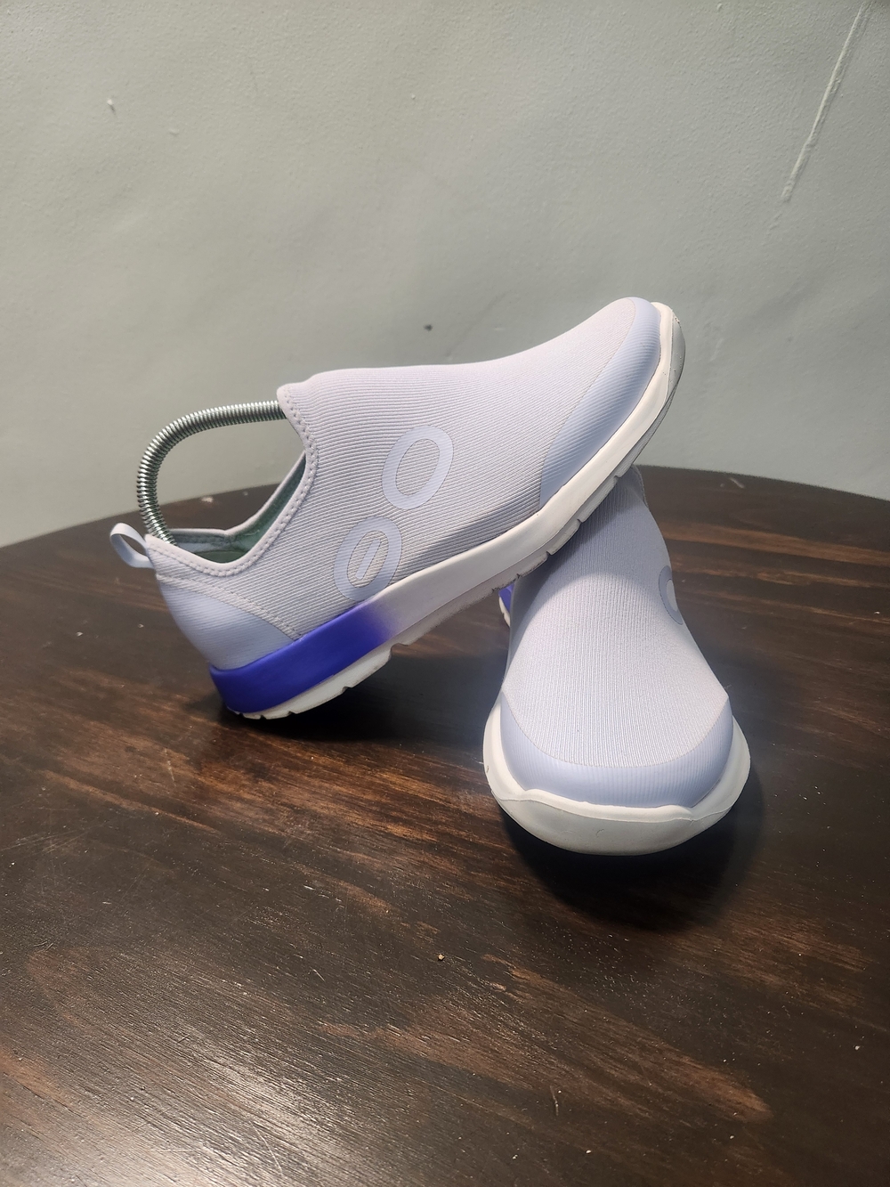 Oofos OOmg Eezee Low Recovery Shoes Women's Sz 10 Purple White Slip On After Gym